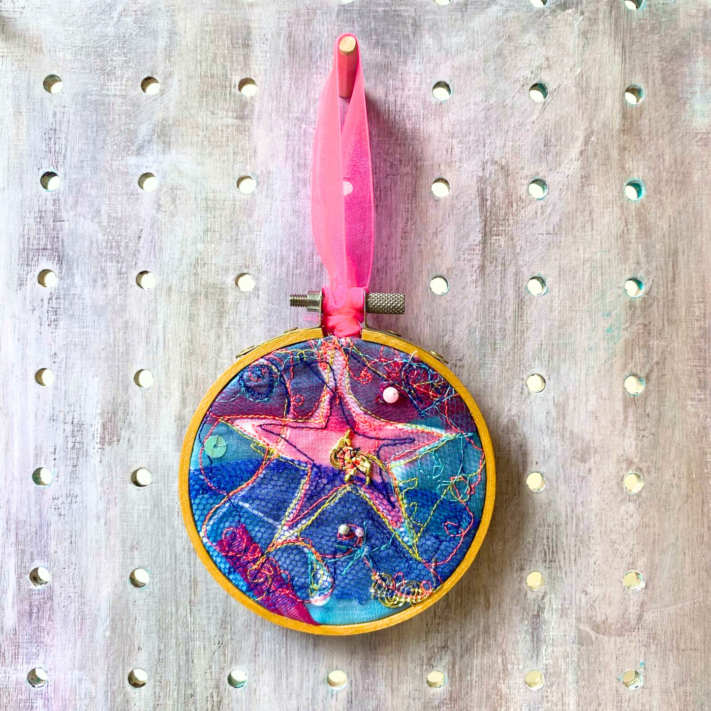 Small Star Hoop. Gold with Pink Ribbon